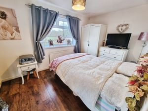 Photo 1- click for photo gallery